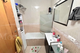 Venta - Chalet semi-adosado - BALSICAS - Sierra Golf