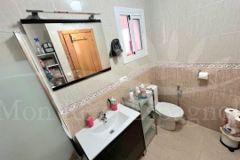 Venta - Chalet semi-adosado - BALSICAS - Sierra Golf