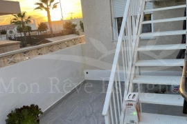 Venta - Chalet semi-adosado - BALSICAS - Sierra Golf