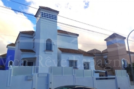 Venta - Chalet - Orihuela costa - Villamartin