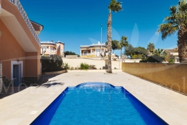 Venta - Chalet - Pinar de Campoverde