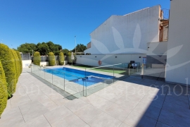 Sale - Town house on 2 levels  - Pilar de la Horadada - Torre de la Horadada