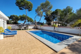 Sale - Villa - Pinar de Campoverde