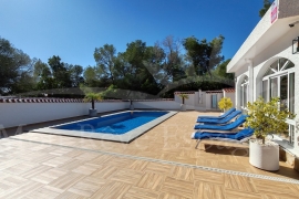 Sale - Villa - Pinar de Campoverde