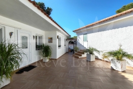 Sale - Villa - Pinar de Campoverde