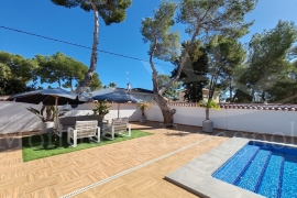 Sale - Villa - Pinar de Campoverde