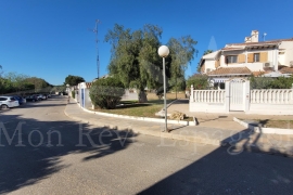 Venta - Chalet semi-adosado - Pilar de la Horadada - Mil Palmeras