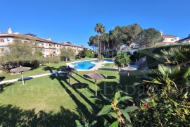 Venta - Chalet semi-adosado - Pilar de la Horadada - Mil Palmeras