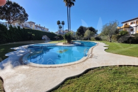 Venta - Chalet semi-adosado - Pilar de la Horadada - Mil Palmeras