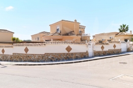 Sale - Villa - Pinar de Campoverde