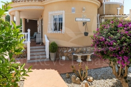 Sale - Villa - Pinar de Campoverde