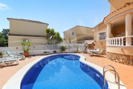 Sale - Villa - Pinar de Campoverde
