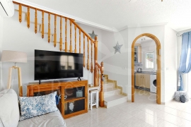 Sale - Semi-detached Villa - Pinar de Campoverde