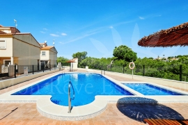 Sale - Semi-detached Villa - Pinar de Campoverde
