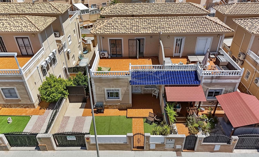 Venta - Chalet semi-adosado - Pinar de Campoverde