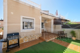 Venta - Chalet semi-adosado - Pinar de Campoverde