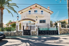 Venta - Chalet - Pinar de Campoverde