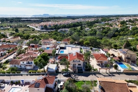 Venta - Chalet - Pinar de Campoverde