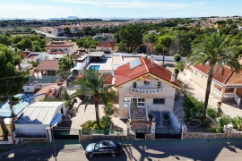 Venta - Chalet - Pinar de Campoverde