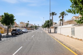 Venta - Chalet - Pinar de Campoverde