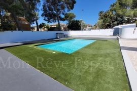Sale - Villa - Pinar de Campoverde
