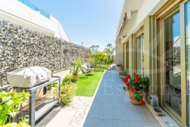 Sale - Semi-detached Villa - Orihuela - Vistabella Golf