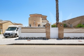 Sale - Villa - Pinar de Campoverde