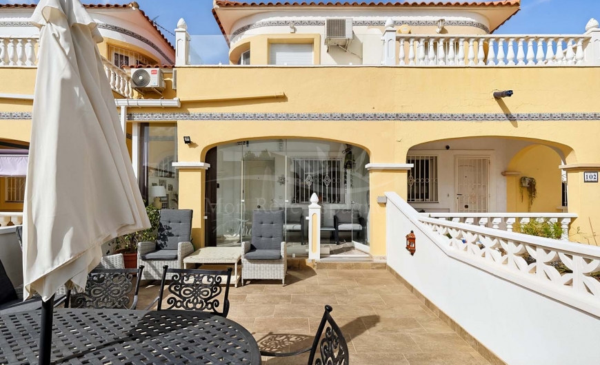 Venta - Chalet semi-adosado - Pinar de Campoverde