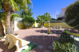 Venta - Chalet semi-adosado - Pinar de Campoverde