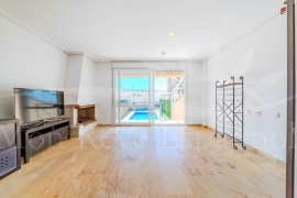 Sale - Town house on 2 levels  - Orihuela costa - Agua Marina
