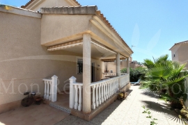 Sale - Villa - Pinar de Campoverde