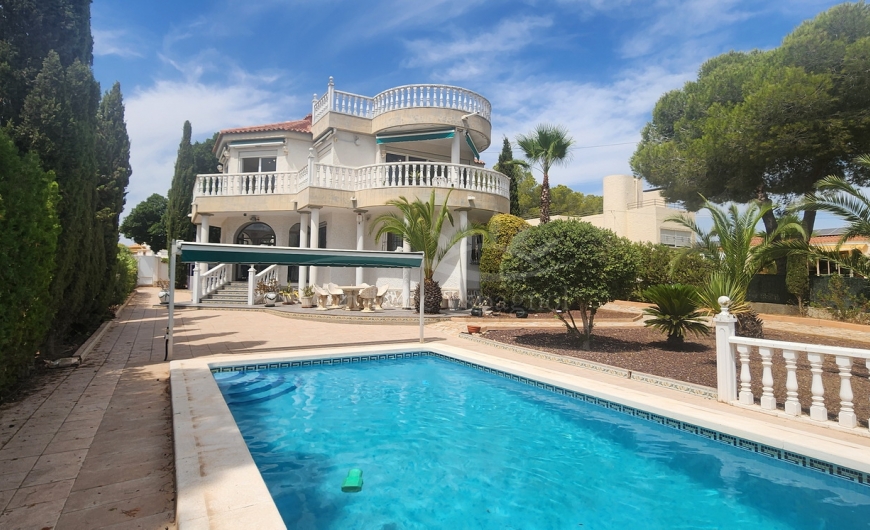 Venta - Chalet - Pinar de Campoverde