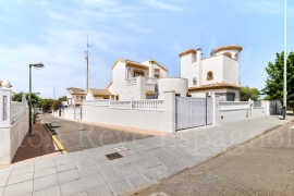 À vendre - Maison - Pinar de Campoverde