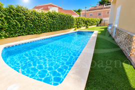 Sale - Villa - Pinar de Campoverde