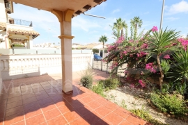 Sale - Semi-detached Villa - Orihuela costa - Playa Flamenca