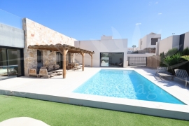 Sale - Villa - Algorfa - La Finca Golf