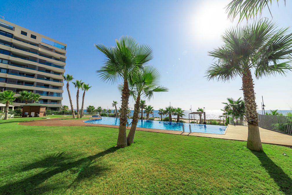 Apartamento · Obra nueva - Orihuela Costa · Punta Prima · Alicante · España