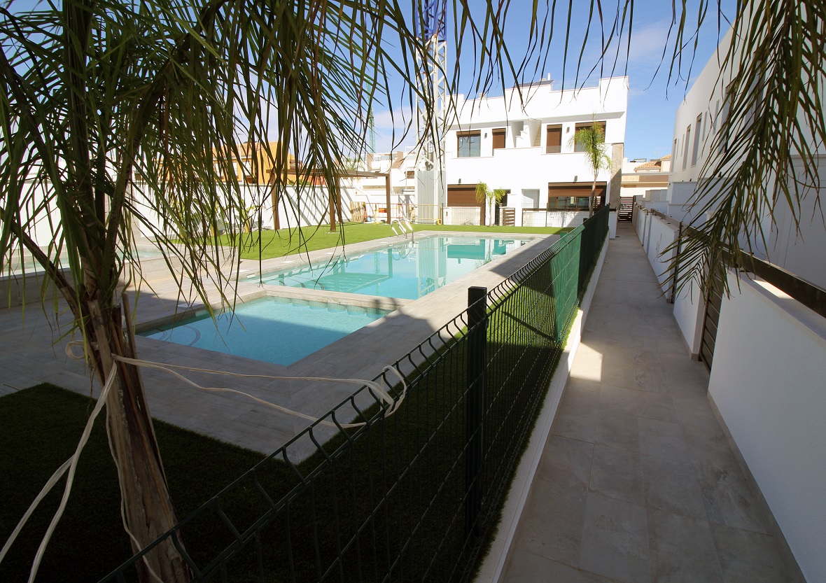Bungalow · Obra nueva - Pilar de la Horadada · Alicante · España