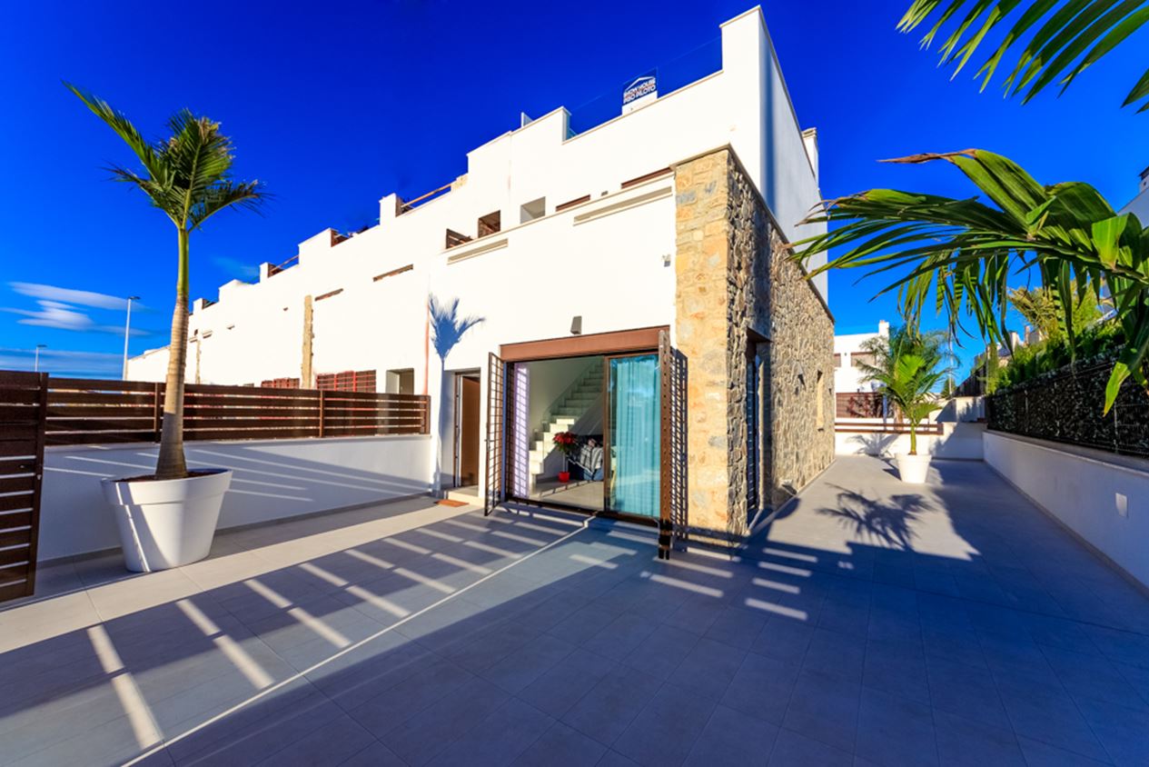 Bungalow · Obra nueva - Pilar de la Horadada · Alicante · España