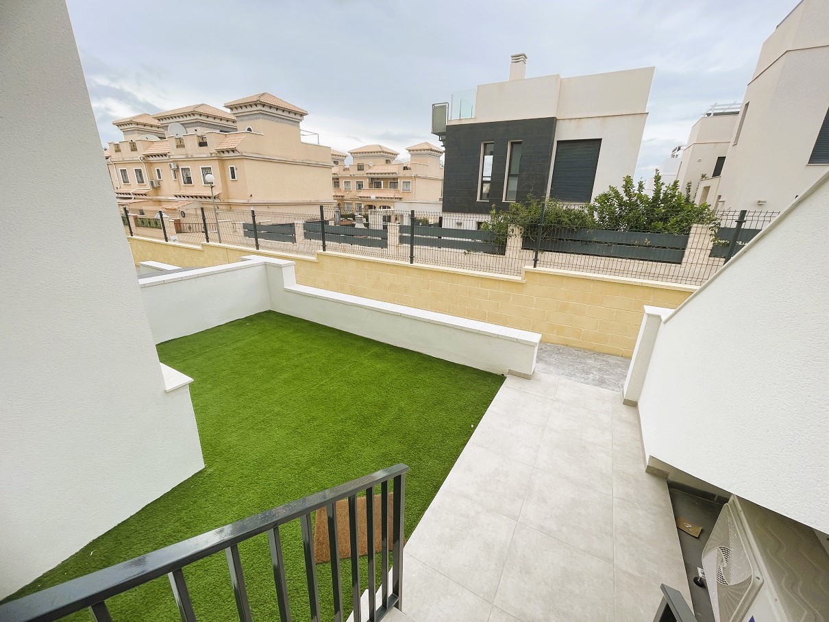 Apartamento · Obra nueva - Orihuela Costa · Alicante · España