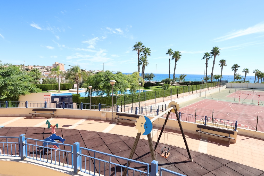 Apartamento · Reventa - Pilar de la Horadada · Mil Palmeras · Alicante · España
