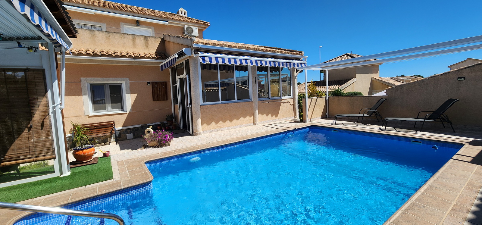 Casa · Reventa - Pilar de la Horadada · Pinar de Campoverde · Alicante · España