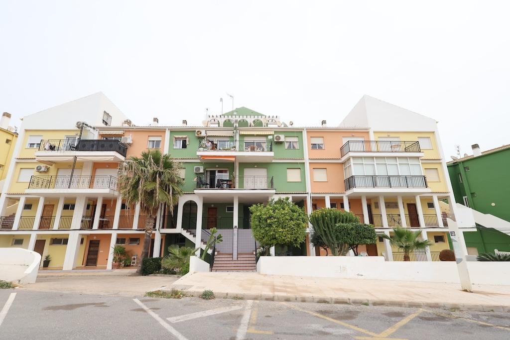 Apartamento · Reventa - Torrevieja · Eliseos Playa · Alicante · España