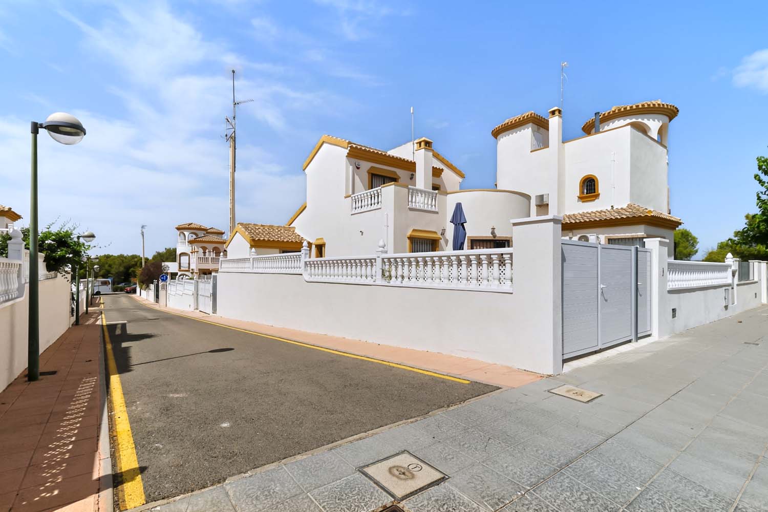 Casa · Reventa - Pilar de la Horadada · Pinar de Campoverde · Alicante · España