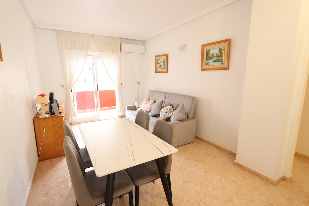 Apartamento · Reventa - Torrevieja · Alicante · España