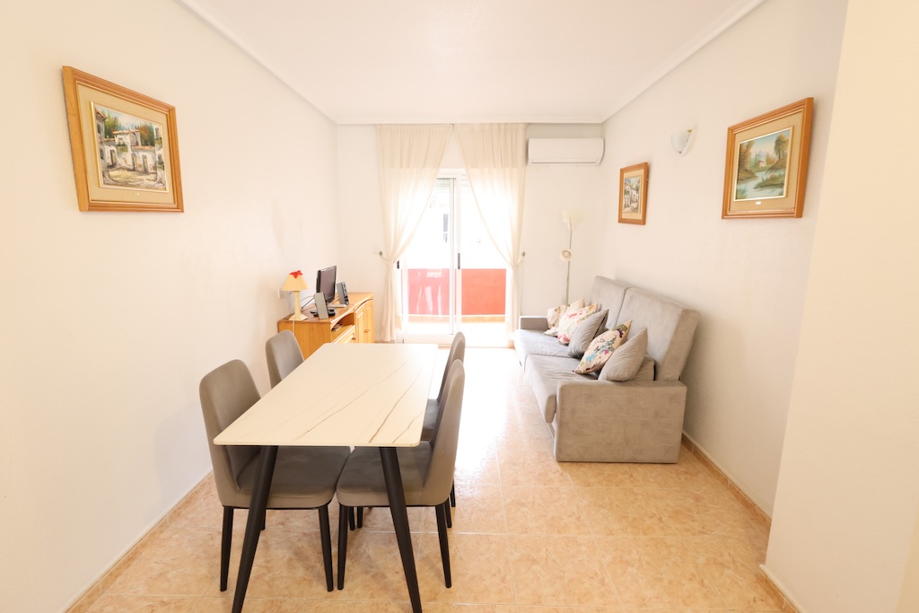 Apartamento · Reventa - Torrevieja · Alicante · España