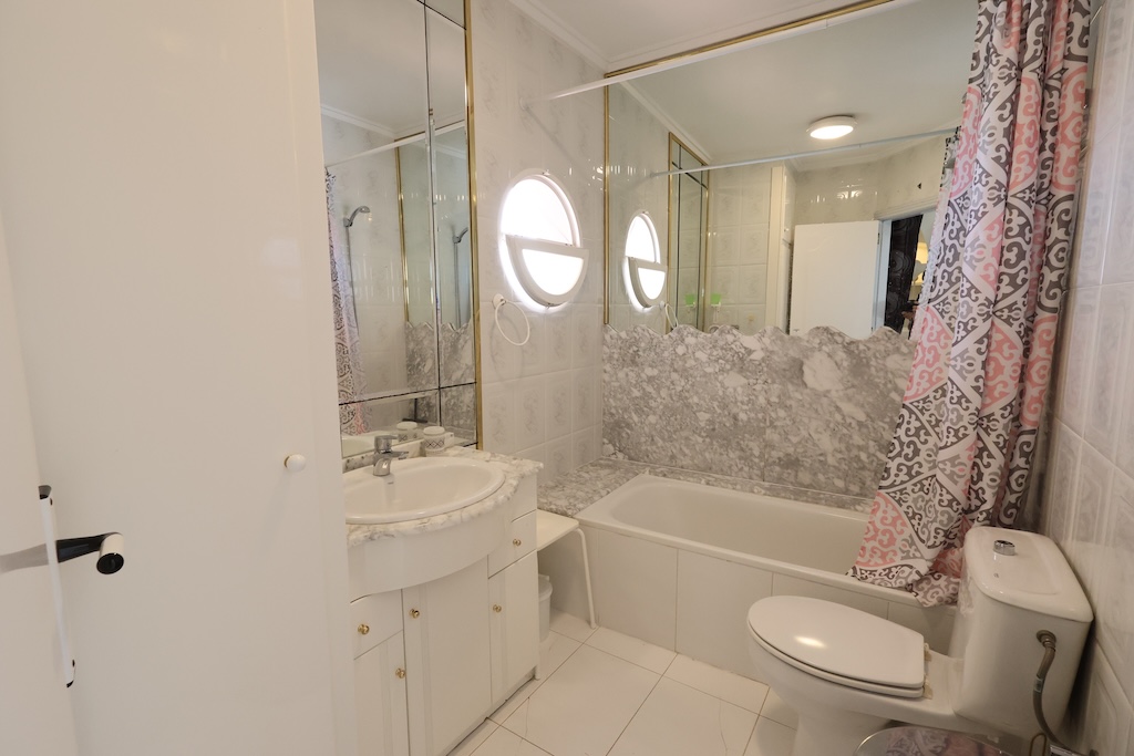 Apartamento · Reventa - Torrevieja · Los Altos · Alicante · España