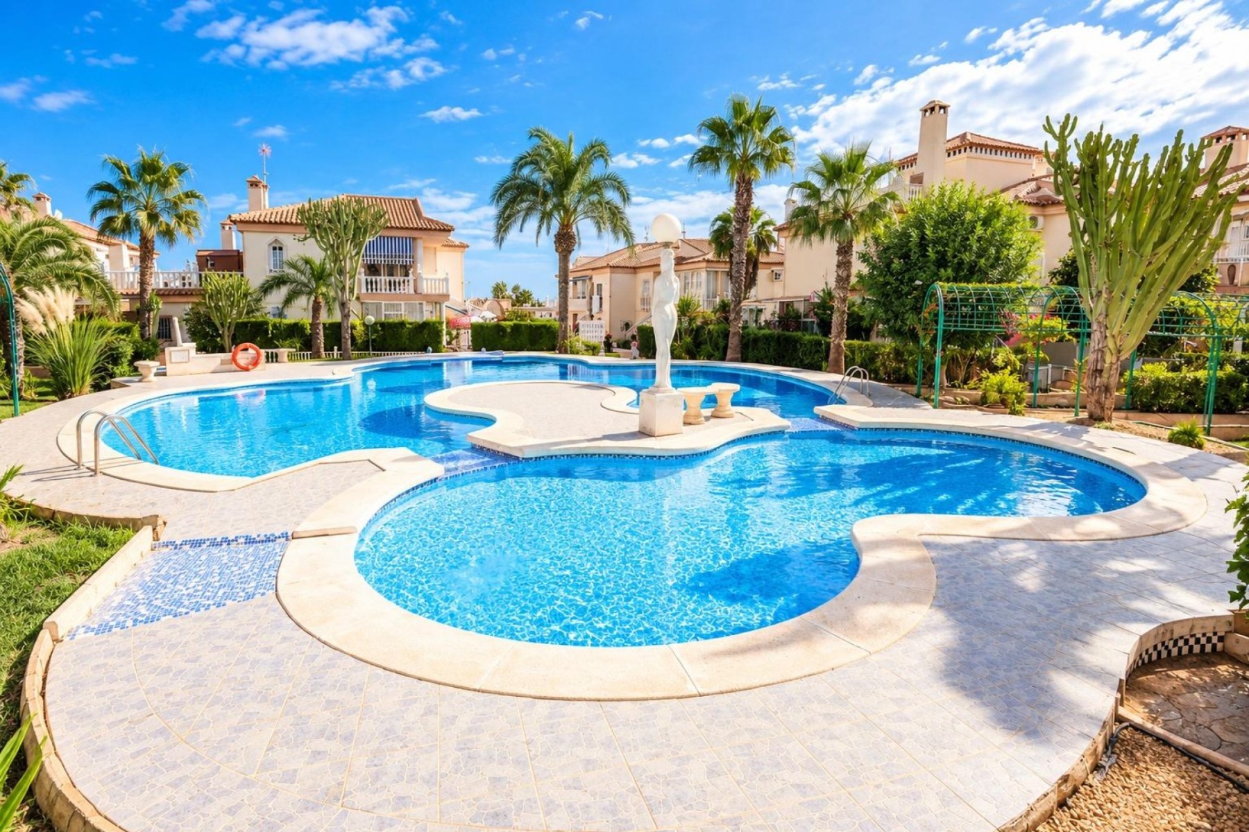 Apartamento · Reventa - Torrevieja · Los Altos · Alicante · España